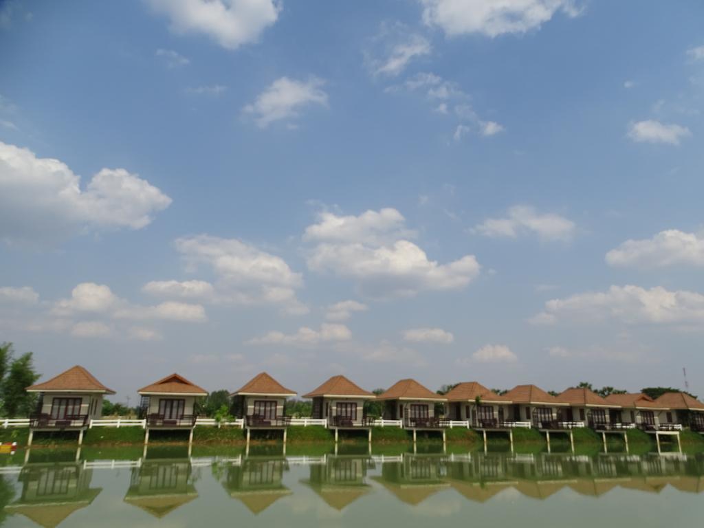 Lemon Resort Бурірам Екстер'єр фото